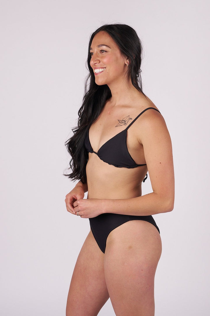 Nori Triangle Bikini Top - Ribbed Black